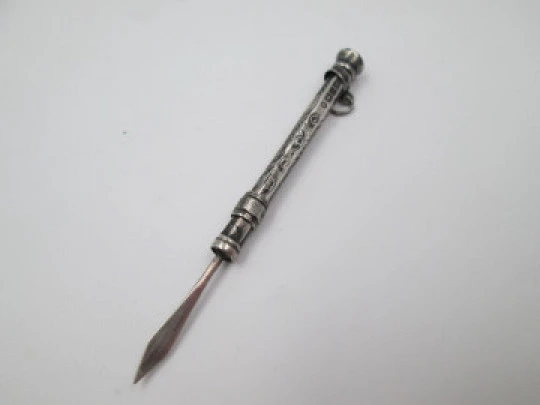 F. Webb Ltd mechanical toothpick. Sterling silver. Violet gem. 1890's. United Kingdom