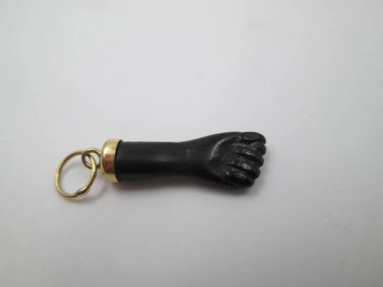 Figa / higa regional pendant. Black hand. 18k gold and yet. Spanish amulet. 1980's