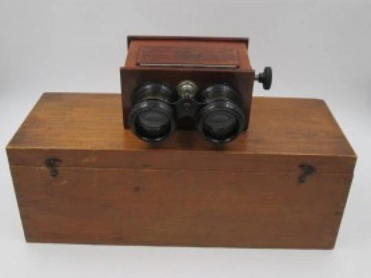 JCA 'Stereoskop' stereoscope handheld viewer. Glass slides. Box. Germany. 1935's