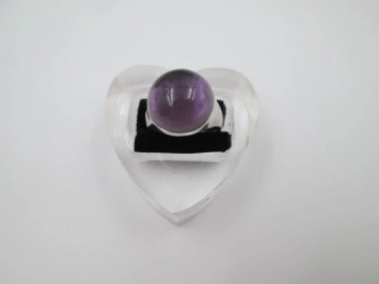 Luxenter women's ring. 925 sterling silver and purple stone. 2000's. Spain