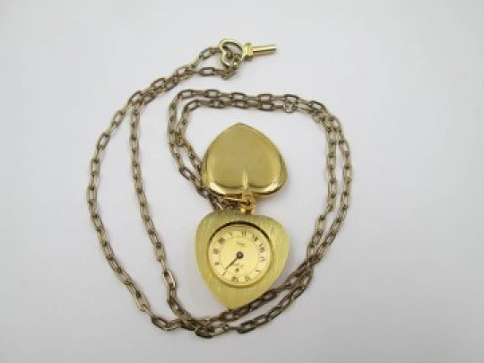 Lys women's heart pendant watch. Gold plated. Manual wind. Key and chain. 1970's