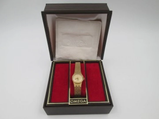 Omega ladie's watch. 20 micron gold plated & steel. Manual wind. Box. 1970's