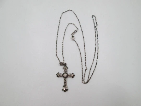 Pendant cross with link chain. 925 sterling silver. Marcasites and white gem. 1990's. Spain