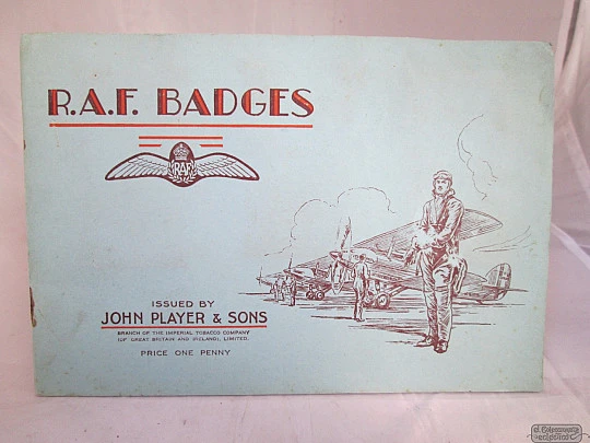 RAF Badges. John Player. 1940's. 50 cards. 19 pages. Softcover