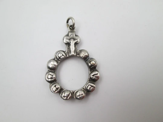 Rare finger decennary rosary pendant. Sterling silver. Virgin and crucifix. Spain. 1940's