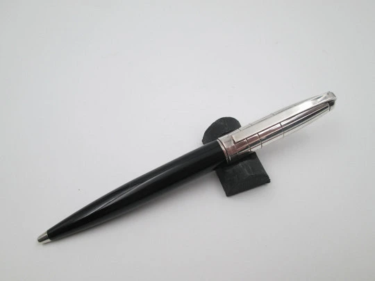 S. T. Dupont ballpoint pen. Black resin and platinum plated. Twist system. 1990's. France