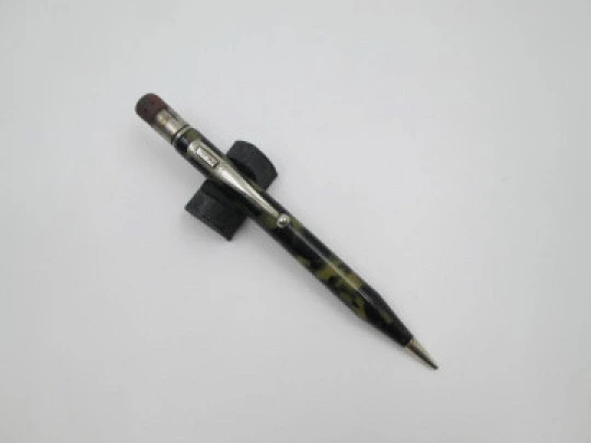 Salz. Cream & black celluloid and nickel plated trims. Twist system. Eraser on top. 1930's