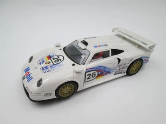 Scalextric slot car. Porsche 911 GT1 Mobil. Tecnitoys. 2000's. White. Spain