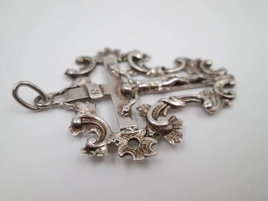 Sterling silver cross crucifix openwork pendant. Vegetable edge. Ring on top. 1900's