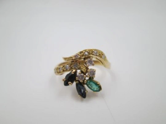 Tutti Frutti women's ring. 18k gold. Diamonds, emerald & sapphires. 1980's